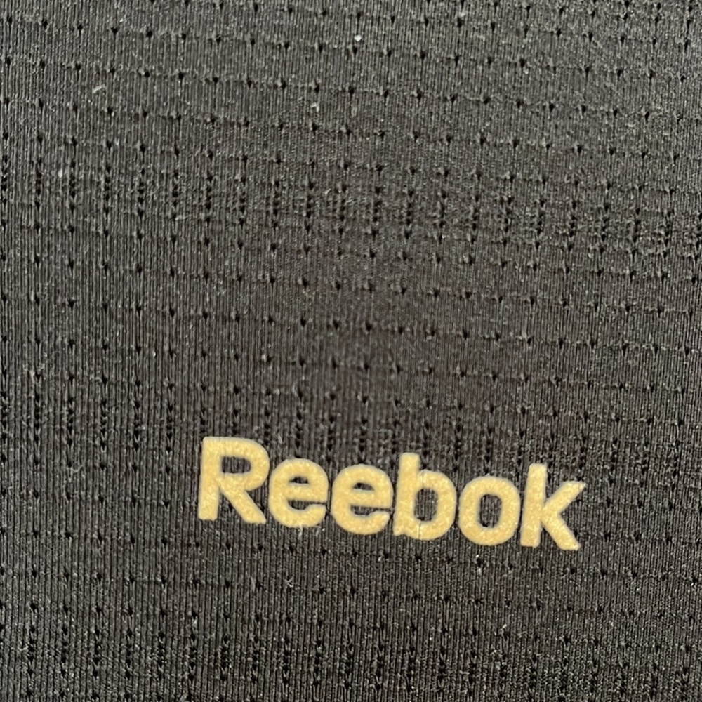 Reebok Top - Picture 2 of 5